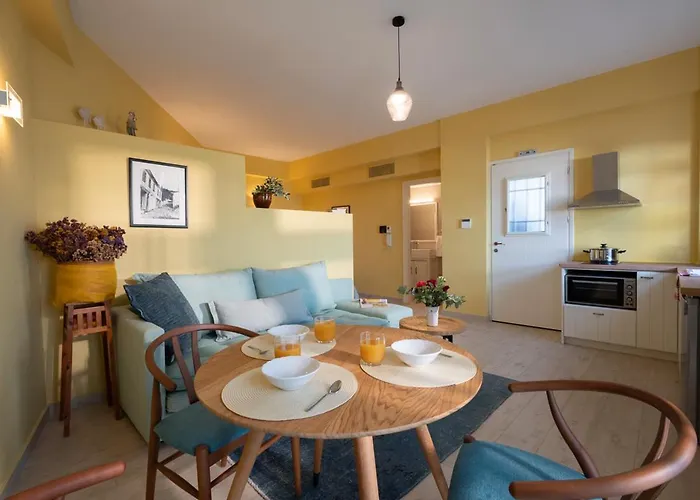 Feriehus Ostria Studio, Kyparissia Oldtown Home Collection *